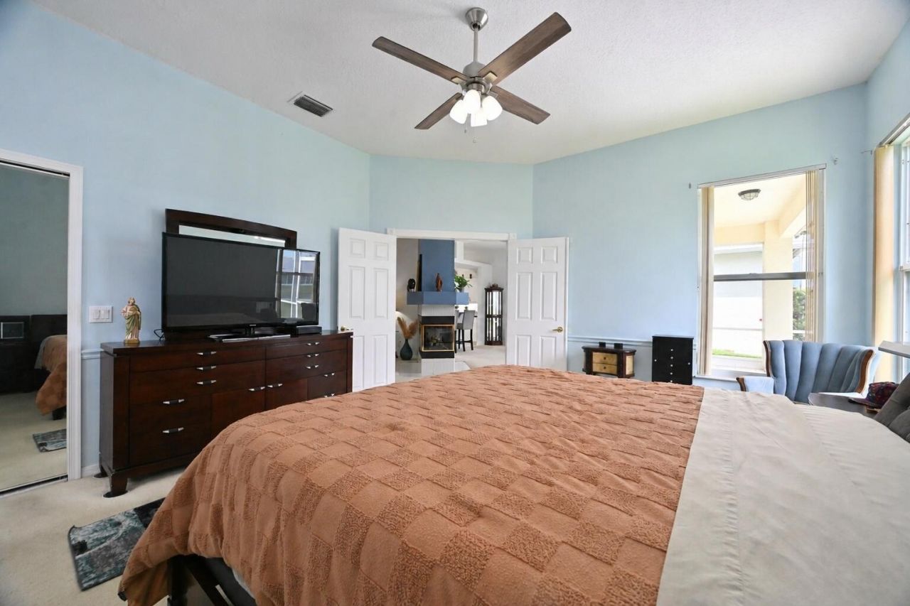 540 NW Lambrusco Drive, Port Saint Lucie, FL 34986 Photo