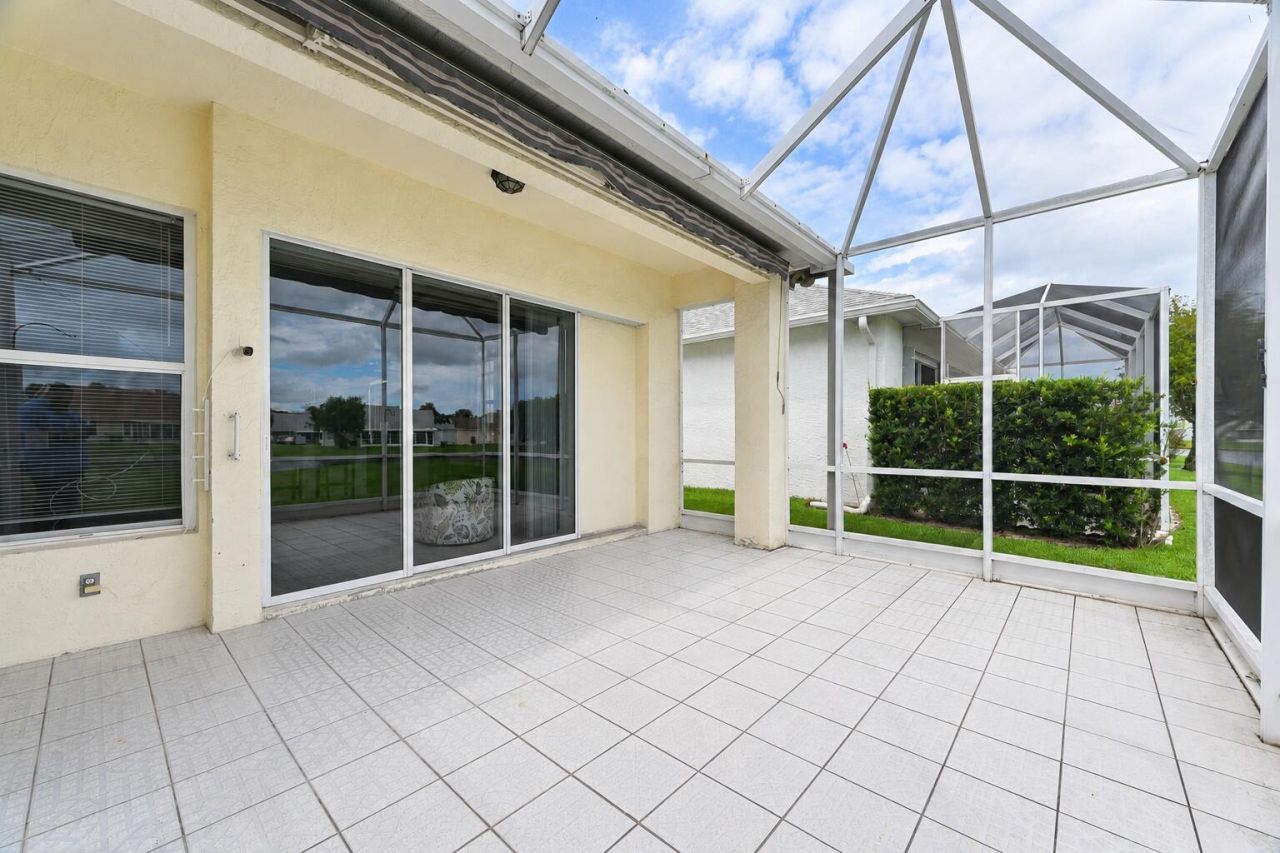 540 NW Lambrusco Drive, Port Saint Lucie, FL 34986 Photo