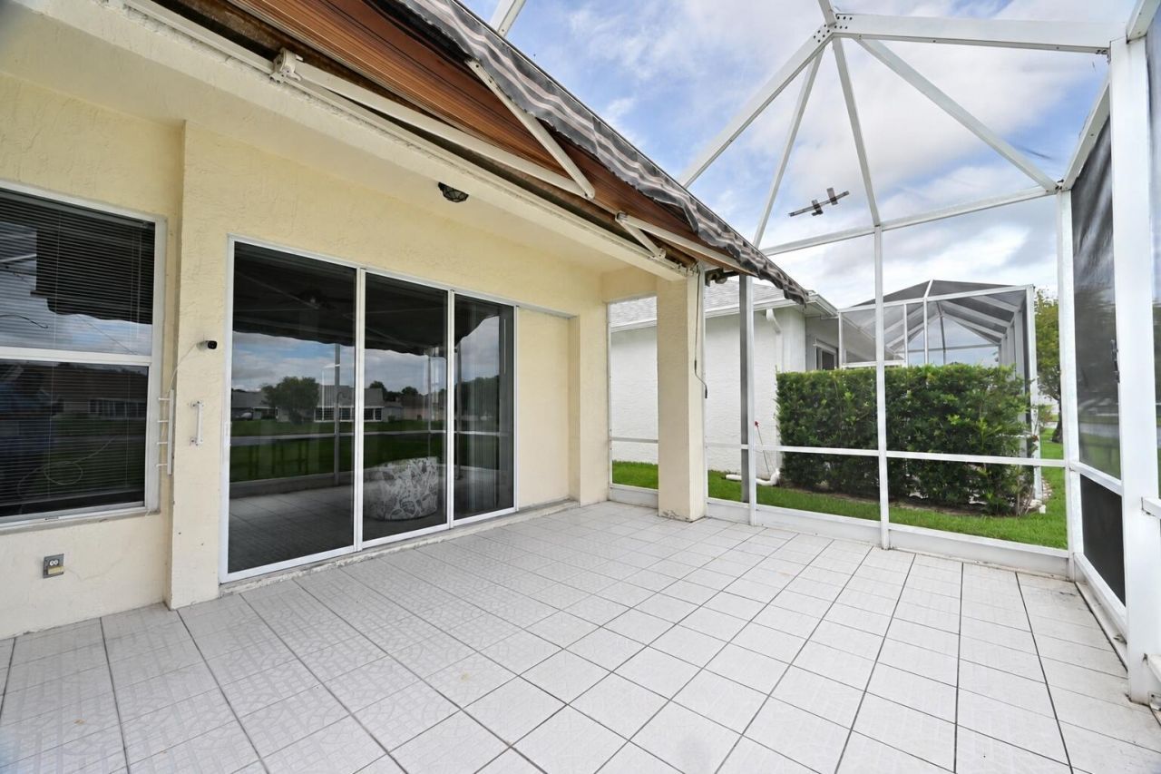 540 NW Lambrusco Drive, Port Saint Lucie, FL 34986 Photo