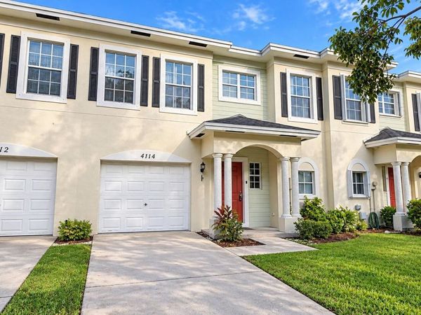 4114 EMERALD Vista, Lake Worth, FL 33461