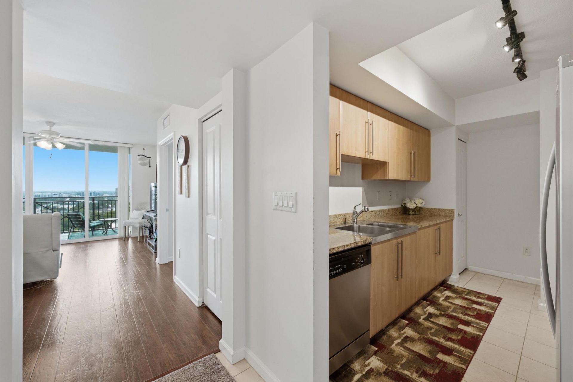 610 W Las Olas Boulevard, Unit 1114N, Fort Lauderdale, FL 33312 Photo