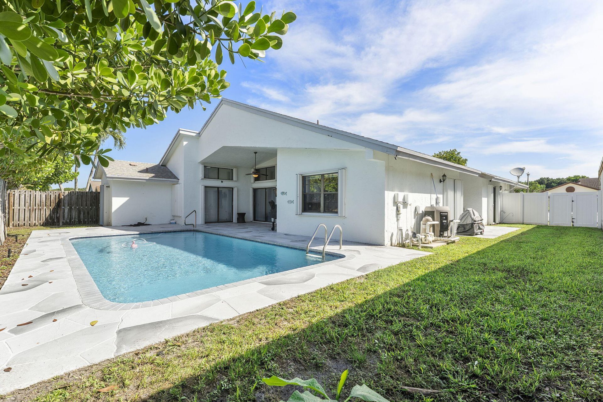 21035 Rustlewood Avenue, Boca Raton, FL 33428 Photo