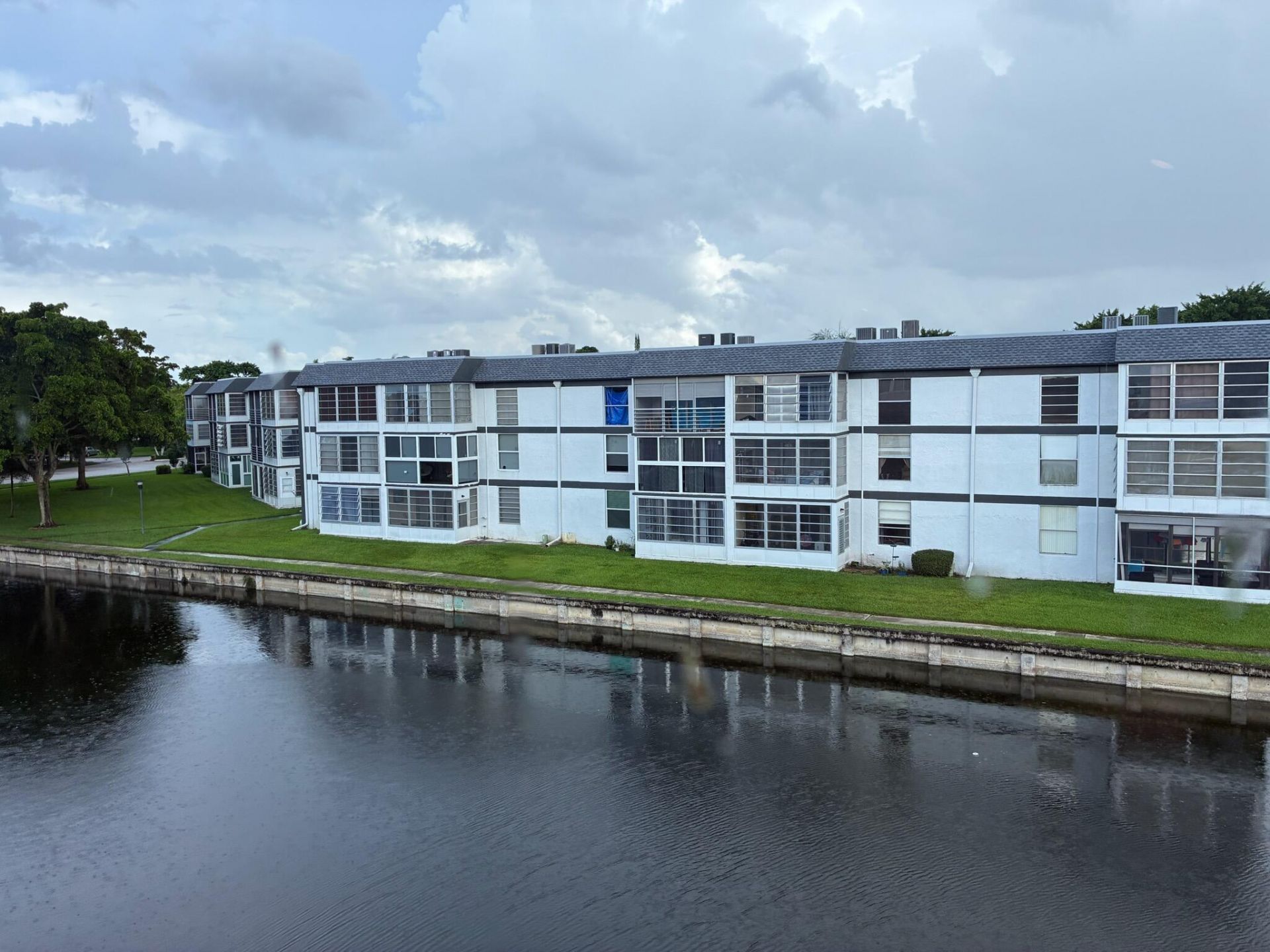 8350 Sands Point Boulevard, Unit E310, Tamarac, FL 33321 Photo