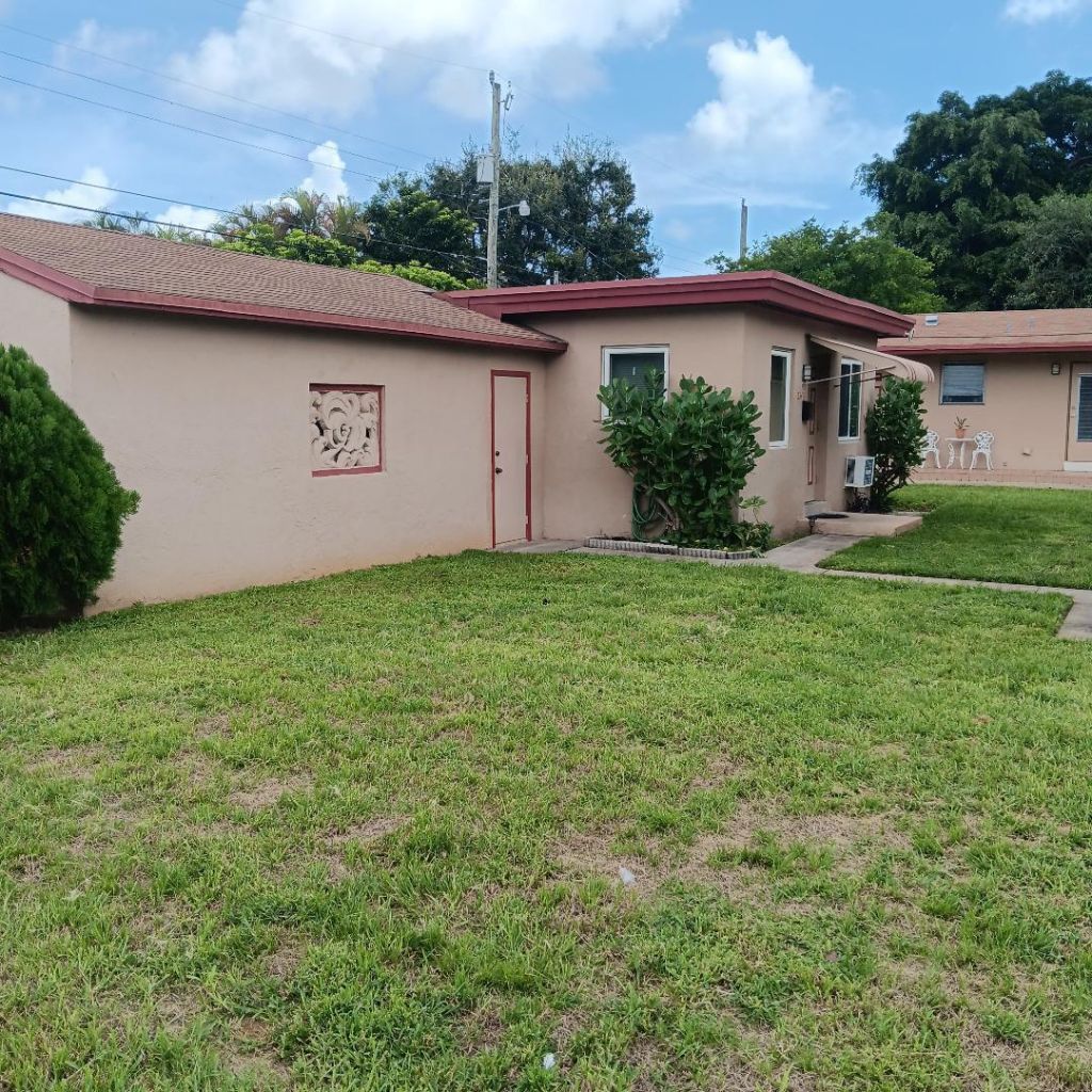 2347 Harding Street, Hollywood, FL 33020 Photo