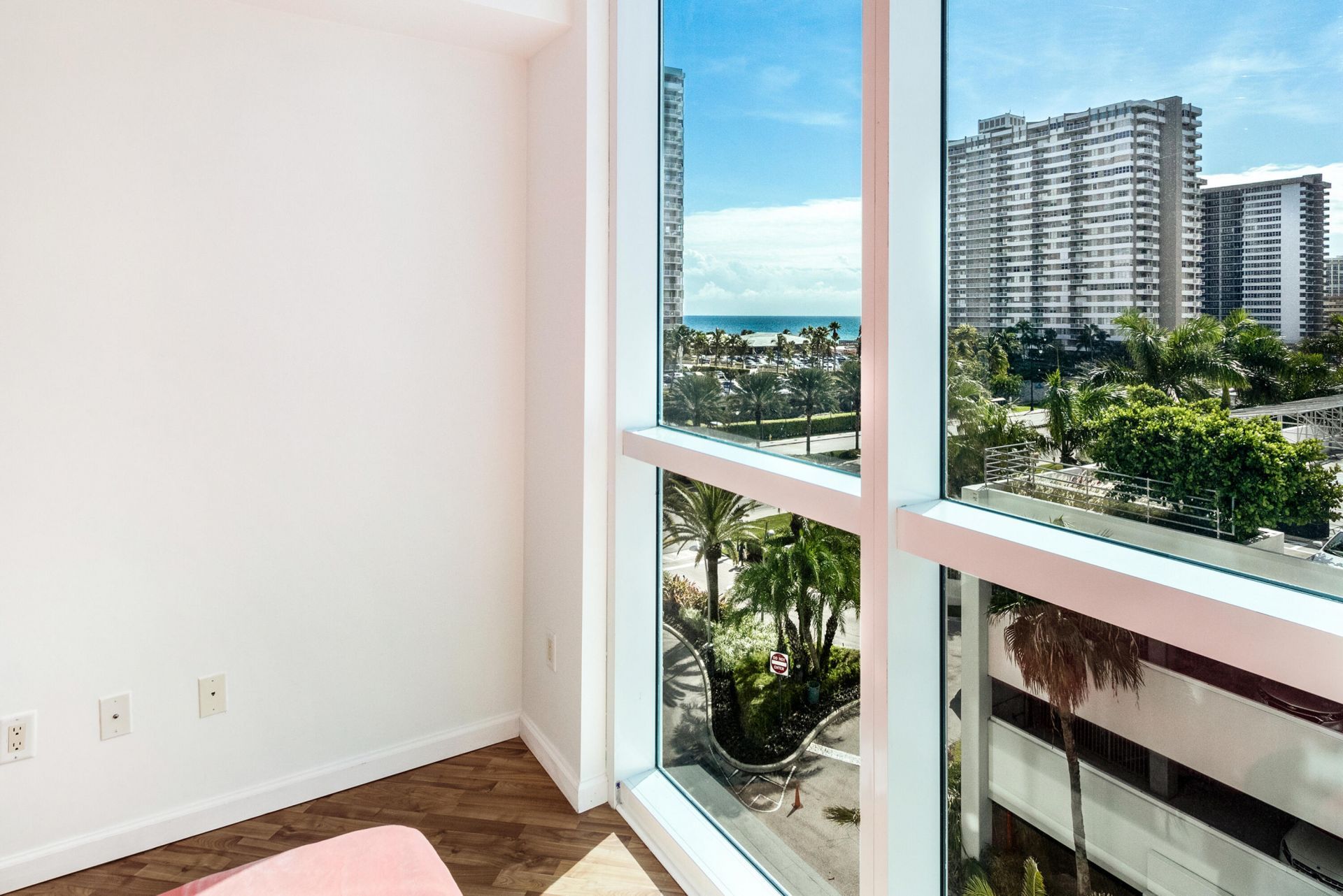 1945 S Ocean Drive, Unit 502, Hallandale Beach, FL 33009 Photo