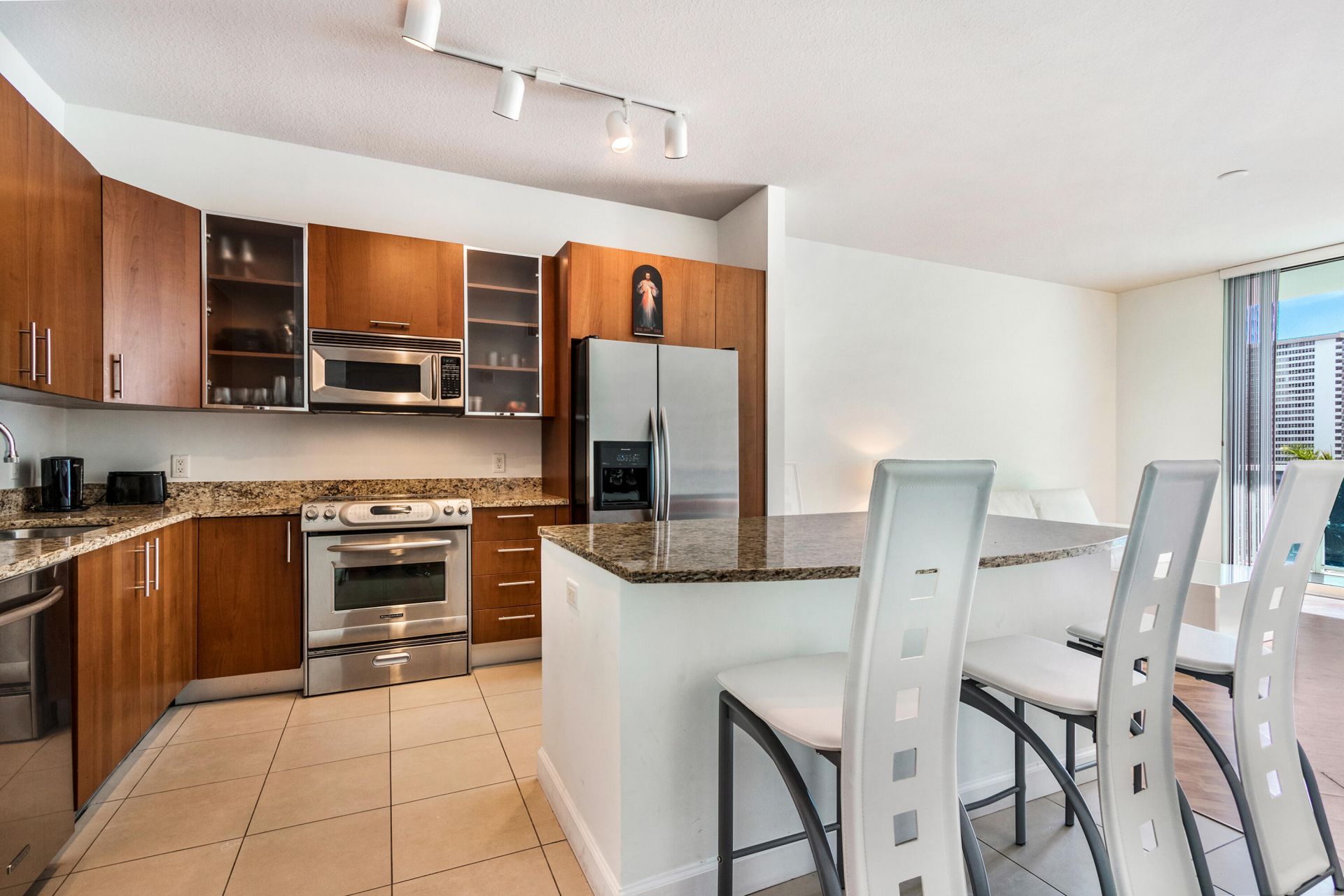 1945 S Ocean Drive, Unit 502, Hallandale Beach, FL 33009 Photo