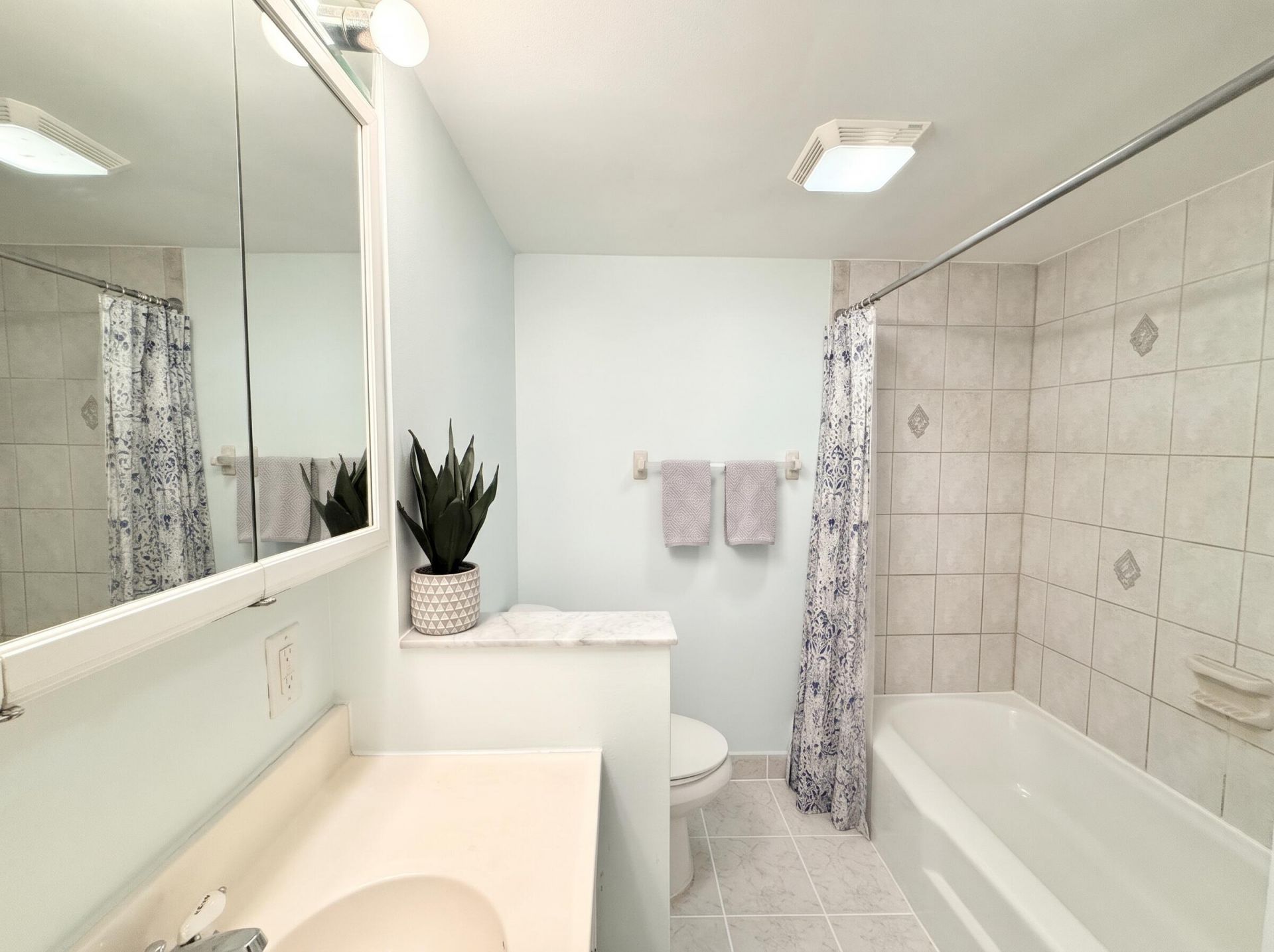 950 Ponce De Leon Road, Unit 104, Boca Raton, FL 33432 Photo