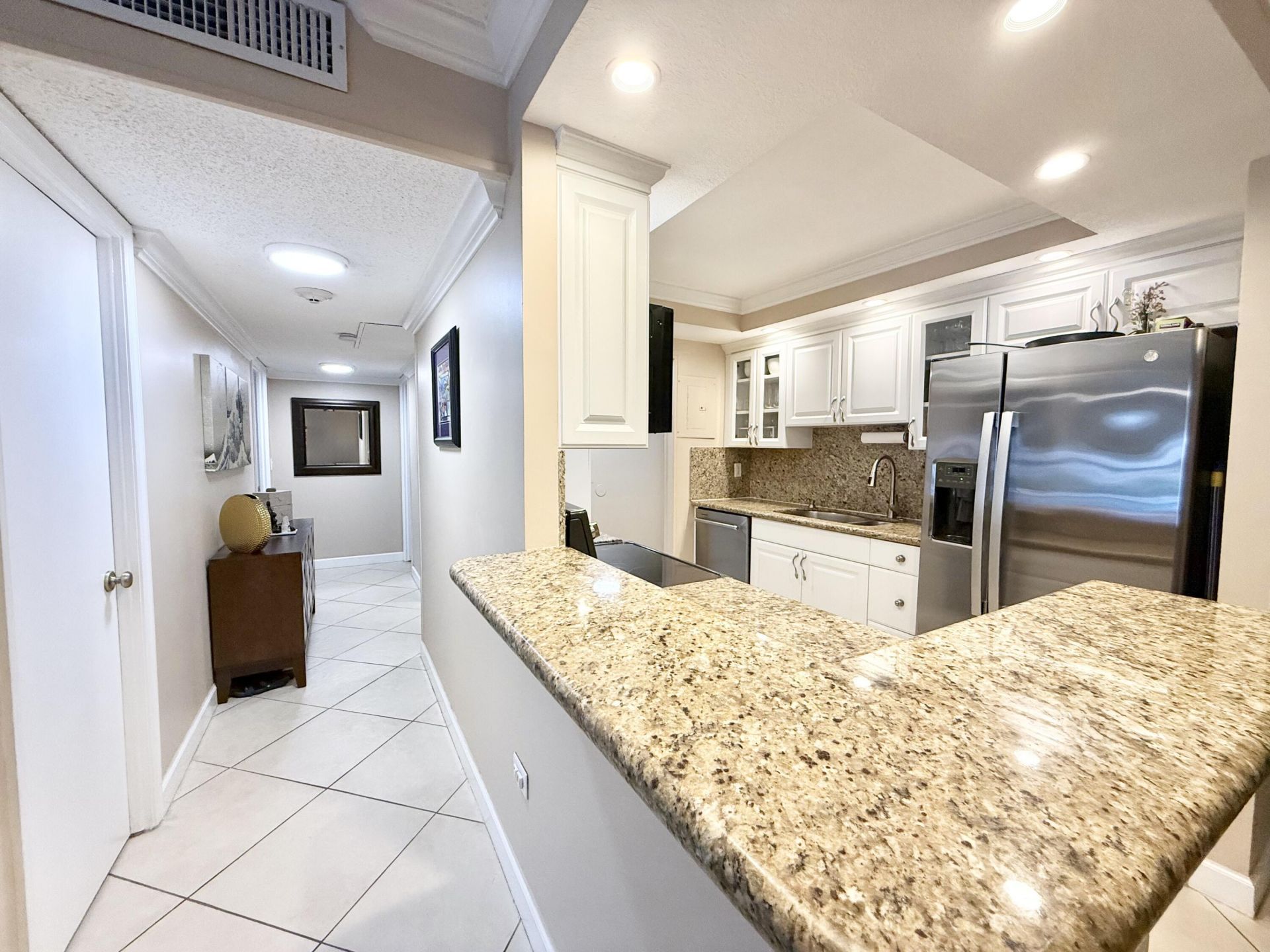 950 Ponce De Leon Road, Unit 104, Boca Raton, FL 33432 Photo