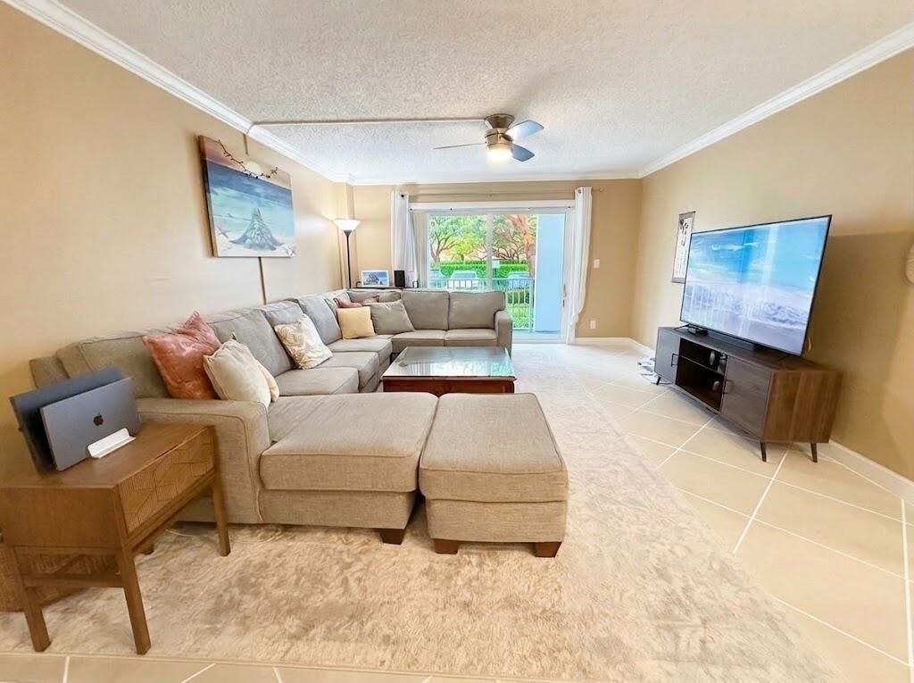 950 Ponce De Leon Road, Unit 104, Boca Raton, FL 33432 Photo