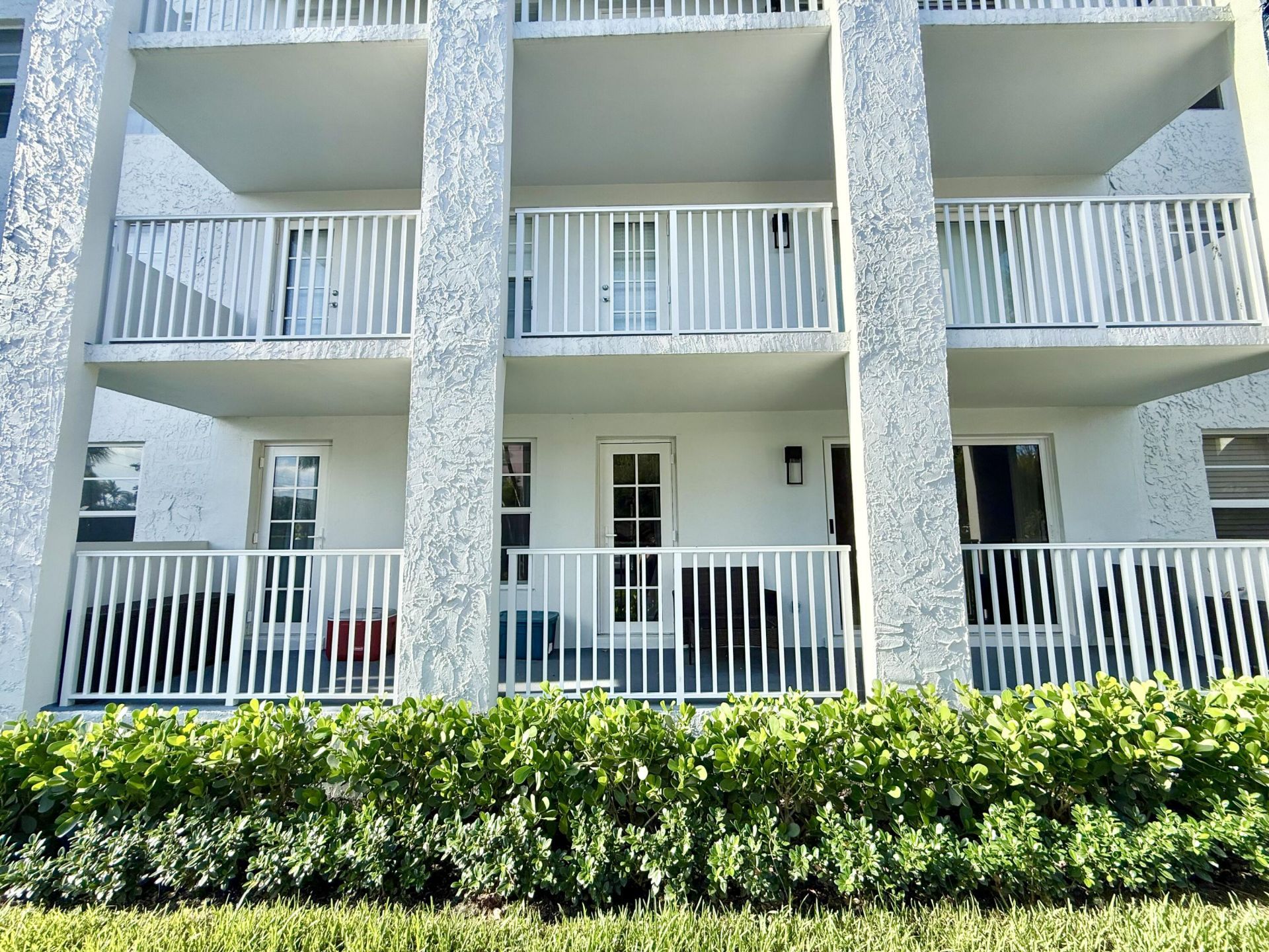 950 Ponce De Leon Road, Unit 104, Boca Raton, FL 33432 Photo