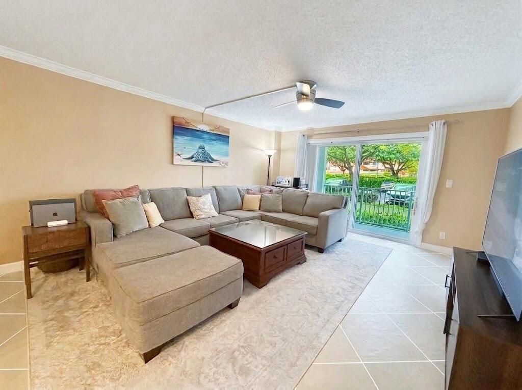 950 Ponce De Leon Road, Unit 104, Boca Raton, FL 33432 Photo