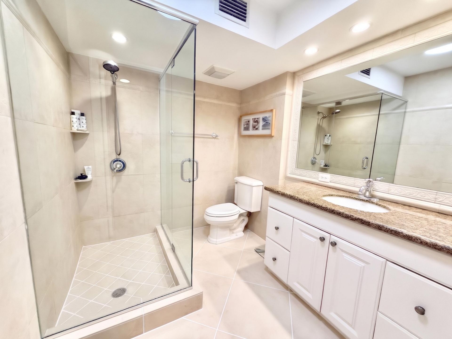 950 Ponce De Leon Road, Unit 104, Boca Raton, FL 33432 Photo