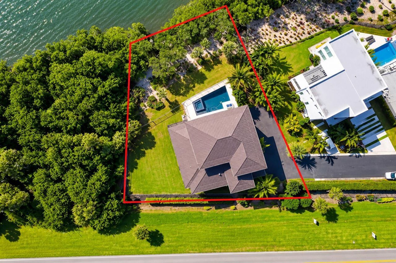 7683 Pelican Pointe Drive, Jensen Beach, FL 34957 Photo