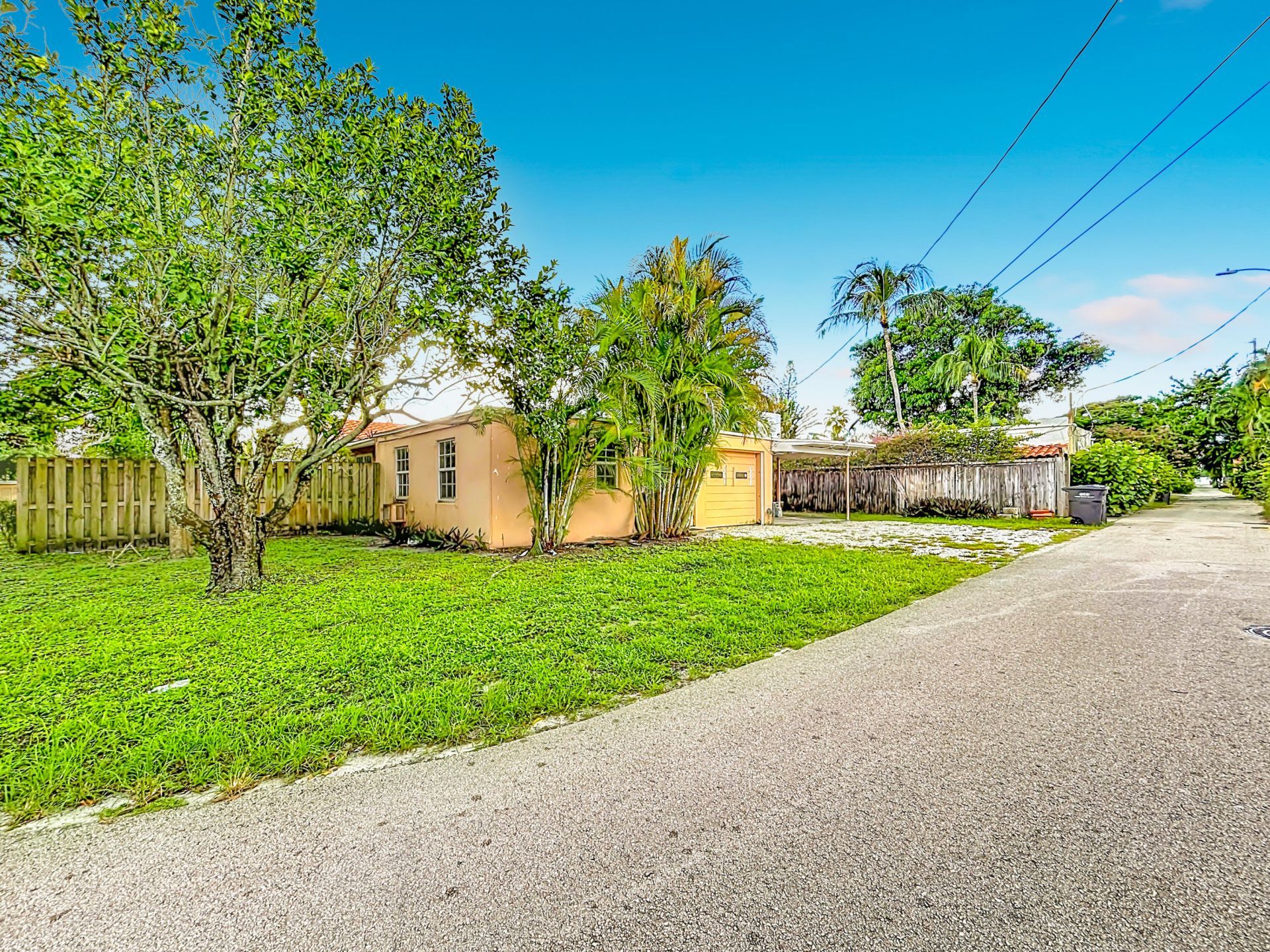 427 37th Street, West Palm Beach, FL 33407 Photo