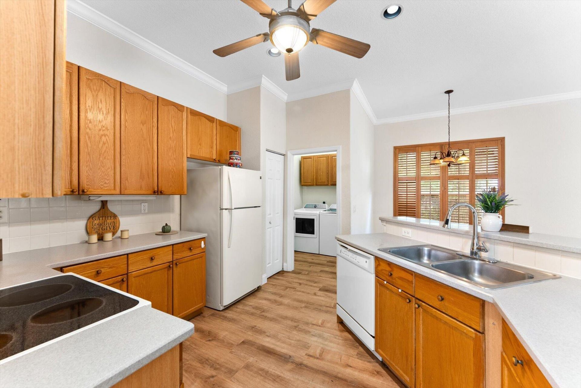 5302 Victoria Circle, West Palm Beach, FL 33409 Photo