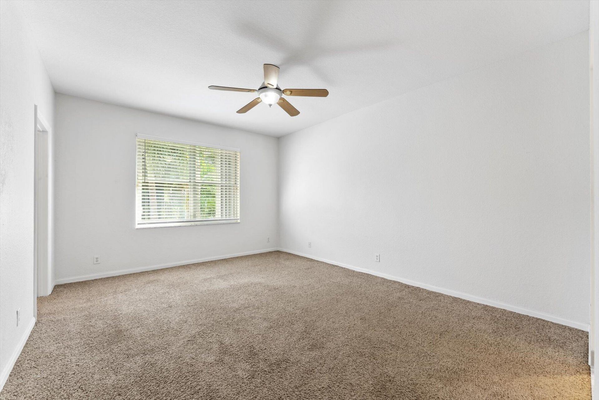 5302 Victoria Circle, West Palm Beach, FL 33409 Photo