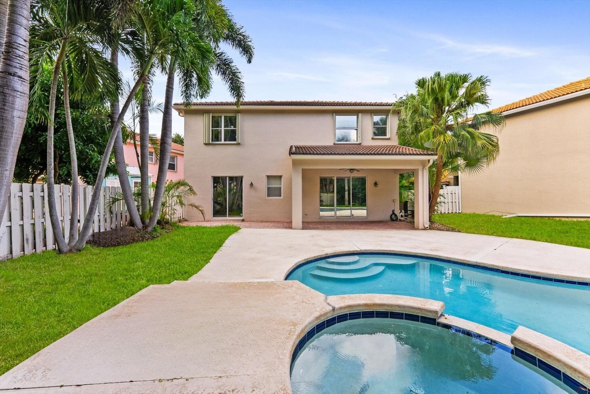 5302 Victoria Circle, West Palm Beach, FL 33409 Photo