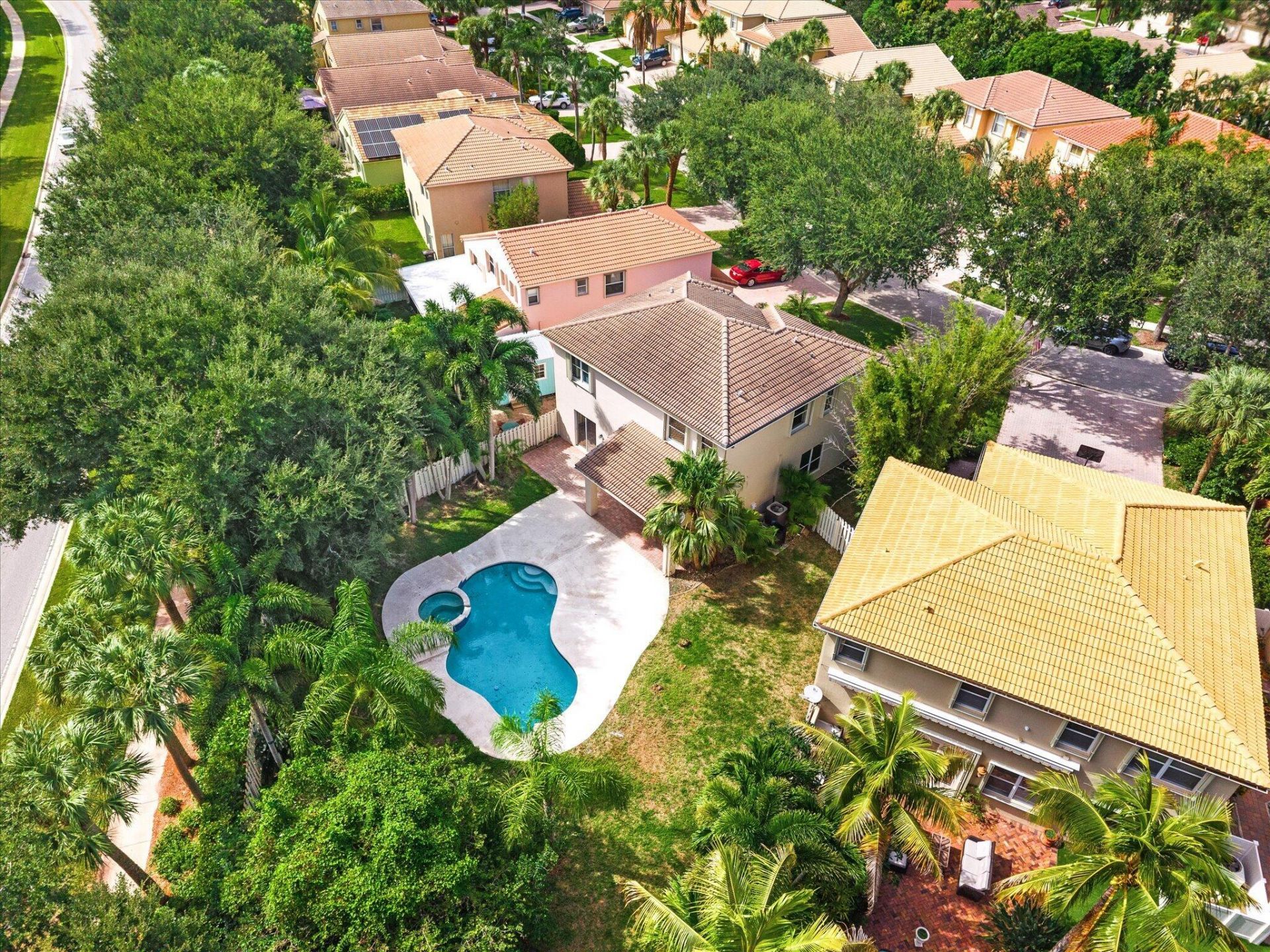 5302 Victoria Circle, West Palm Beach, FL 33409 Photo