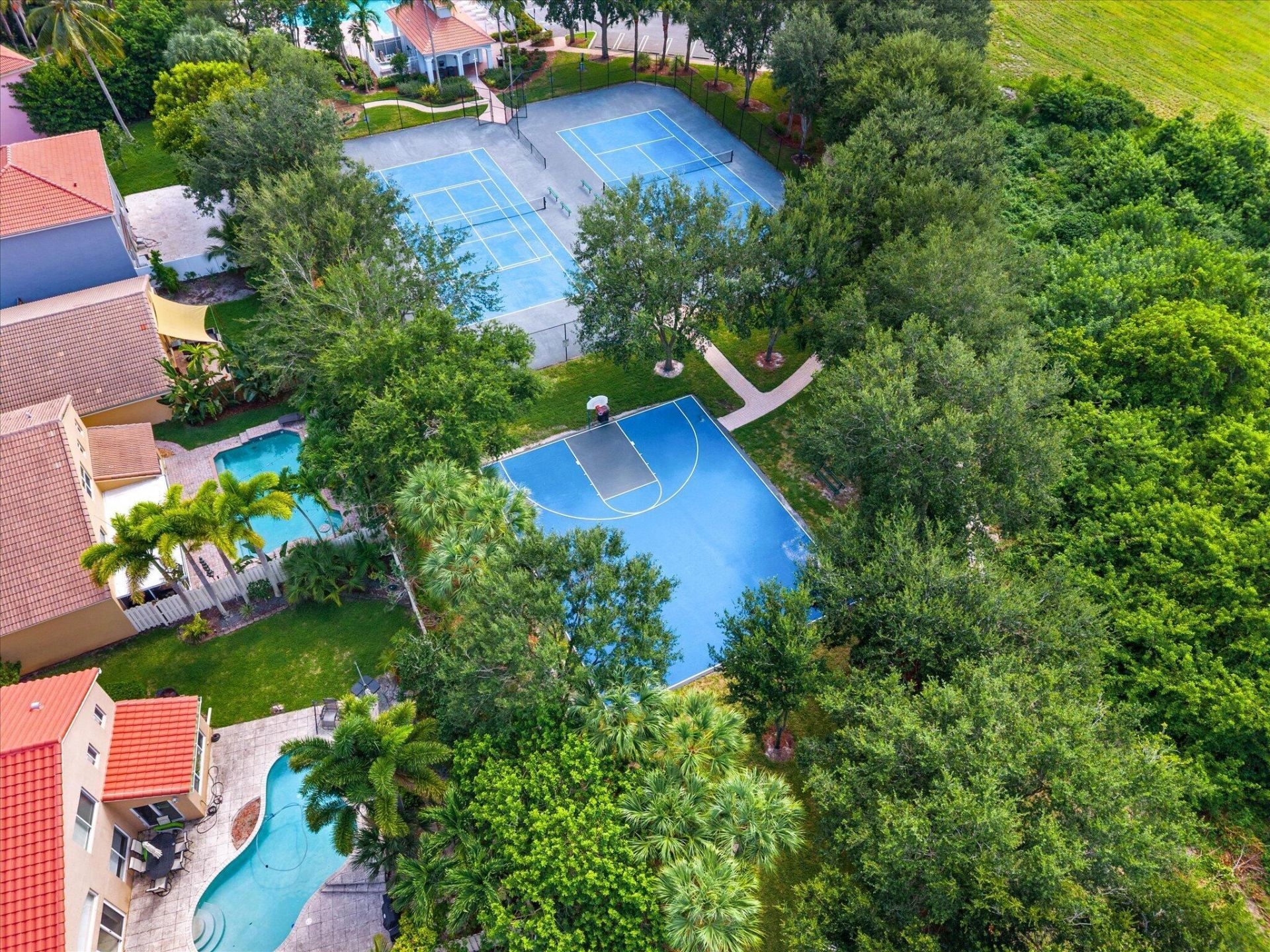 5302 Victoria Circle, West Palm Beach, FL 33409 Photo