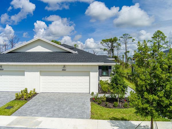 10611 NW WILGROVE Lane, Port St. Lucie, FL 34987
