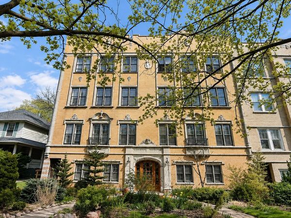 1928 W Morse Avenue , Unit 3W, Chicago, IL 60626