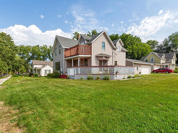 227 3rd Avenue SW, Faribault, MN 55021