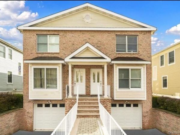 186 Woodside Avenue, Unit 184, White Plains, NY 10604