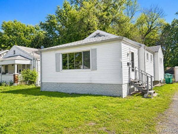 775 Mildred Avenue , Cahokia, IL 62206