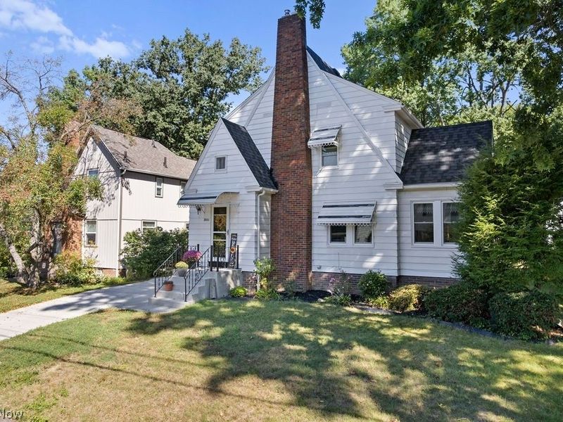 2031 Ohio Avenue, Cuyahoga Falls, OH 44223 Photo 3