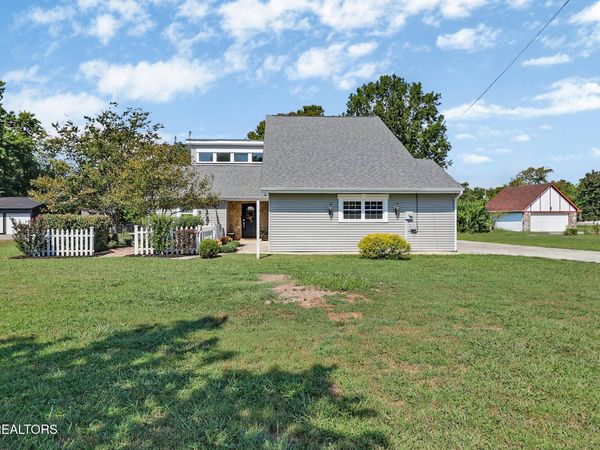 3789 Double S Rd, Dayton, TN 37321