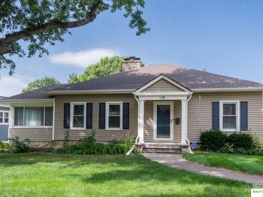 118 S 69Th Street, Omaha, NE 68132