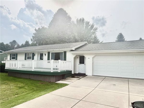 4812 Cottage Road , Lockport, NY 14094