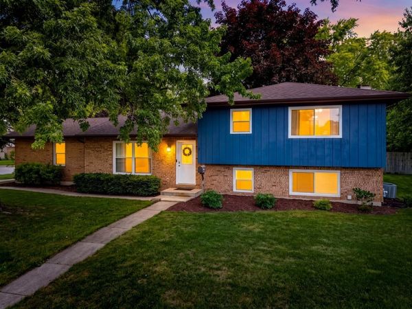 5 Redstart Road , Naperville, IL 60565