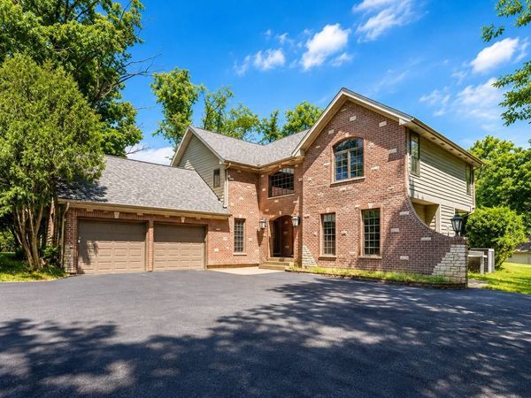 26792 W LAKEVIEW Drive S, Lake Barrington, IL 60084