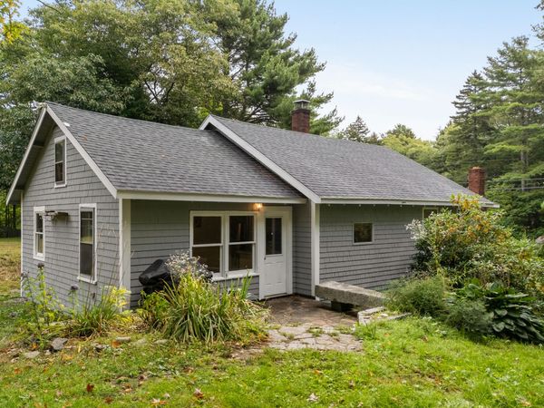 13 Cameron Point, Southport, ME 04576