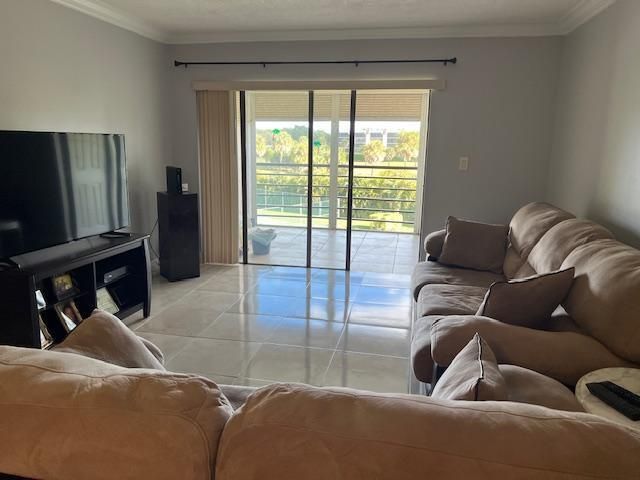 9300 SW 8th Street, Unit 403, Boca Raton, FL 33428 Photo