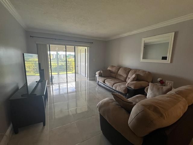 9300 SW 8th Street, Unit 403, Boca Raton, FL 33428 Photo