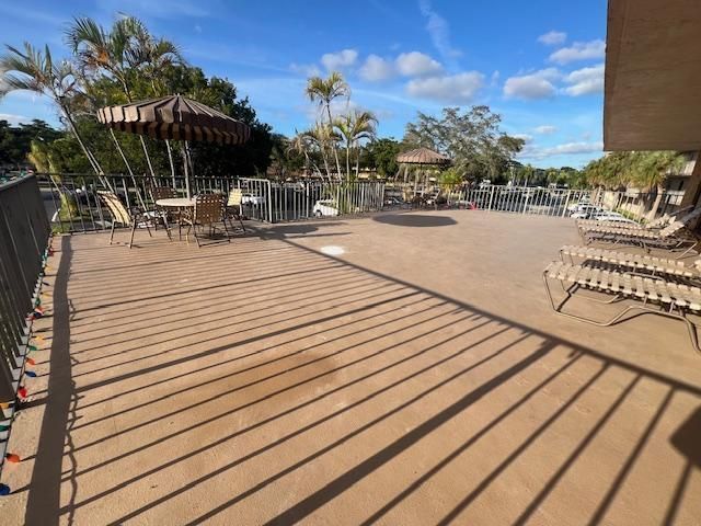 9300 SW 8th Street, Unit 403, Boca Raton, FL 33428 Photo