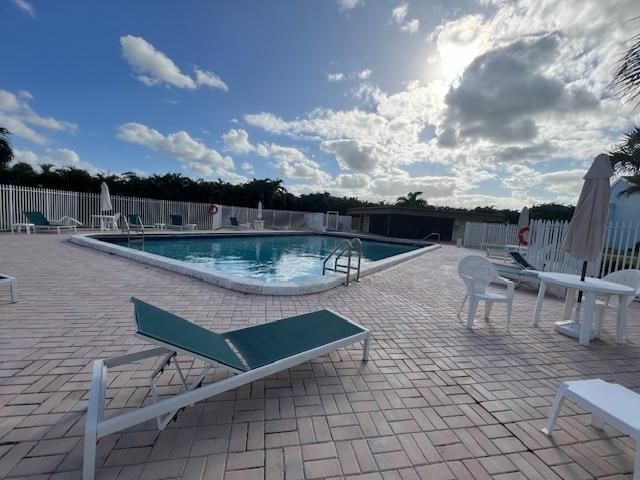 9300 SW 8th Street, Unit 403, Boca Raton, FL 33428 Photo