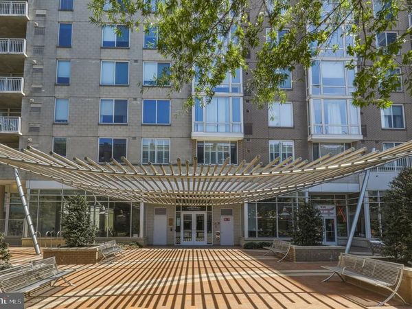 930 WAYNE AVENUE, Unit 1305, SILVER SPRING, MD 20910