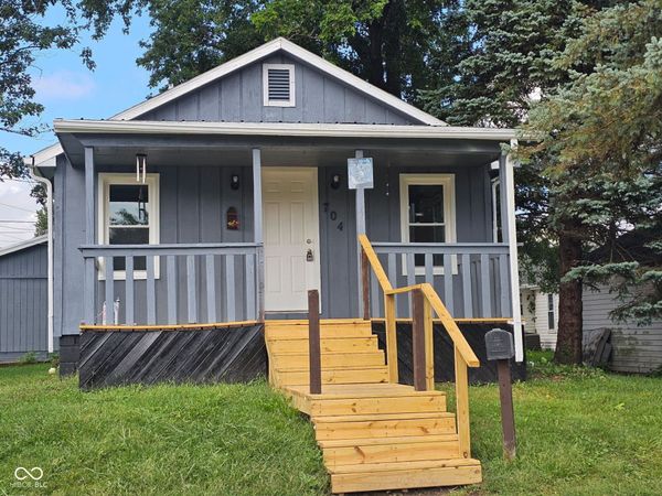 704 W Madison Street, Alexandria, IN 46001