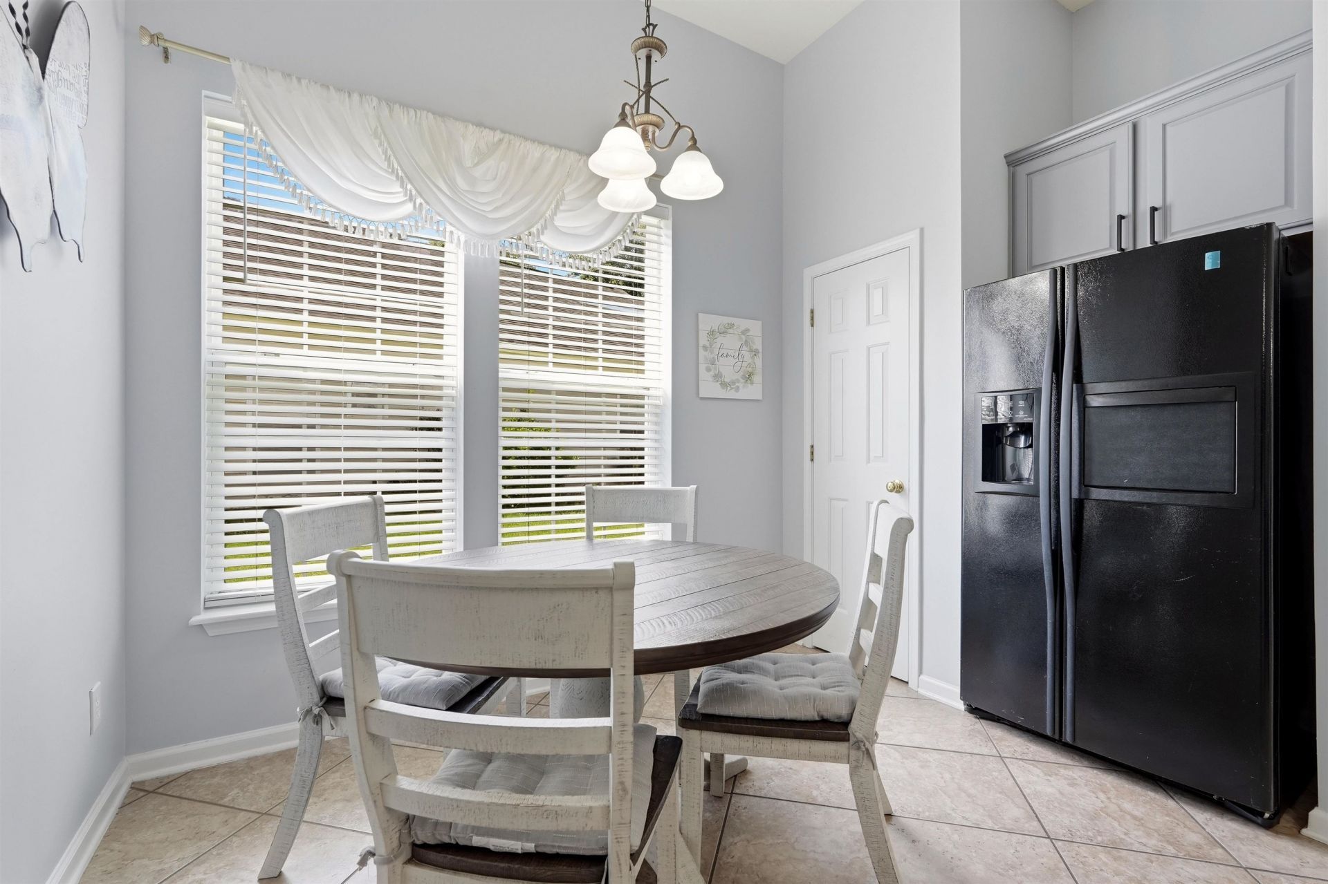 2834 Farmer Brown Ct. Photo 10