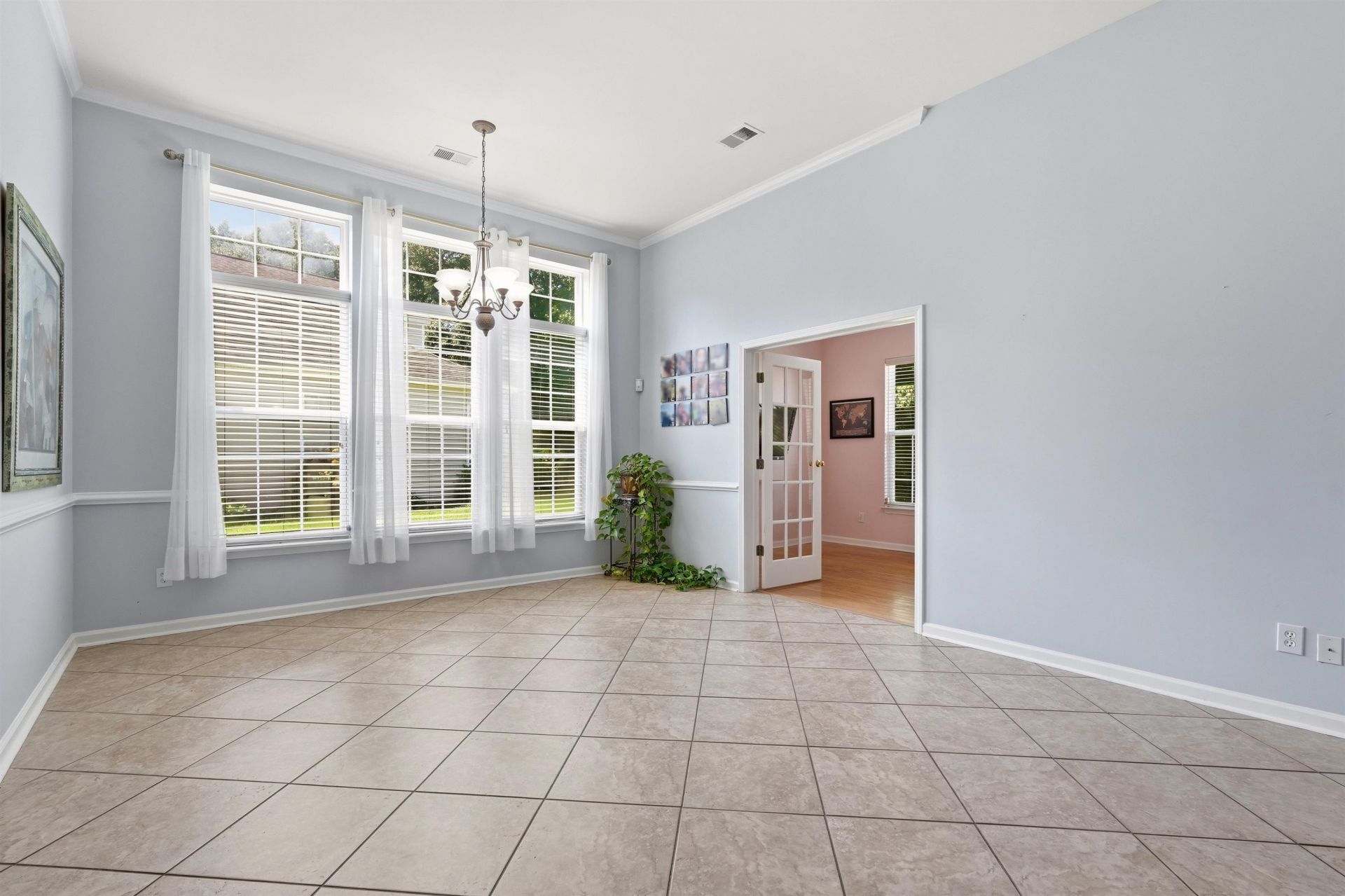 2834 Farmer Brown Ct. Photo 7