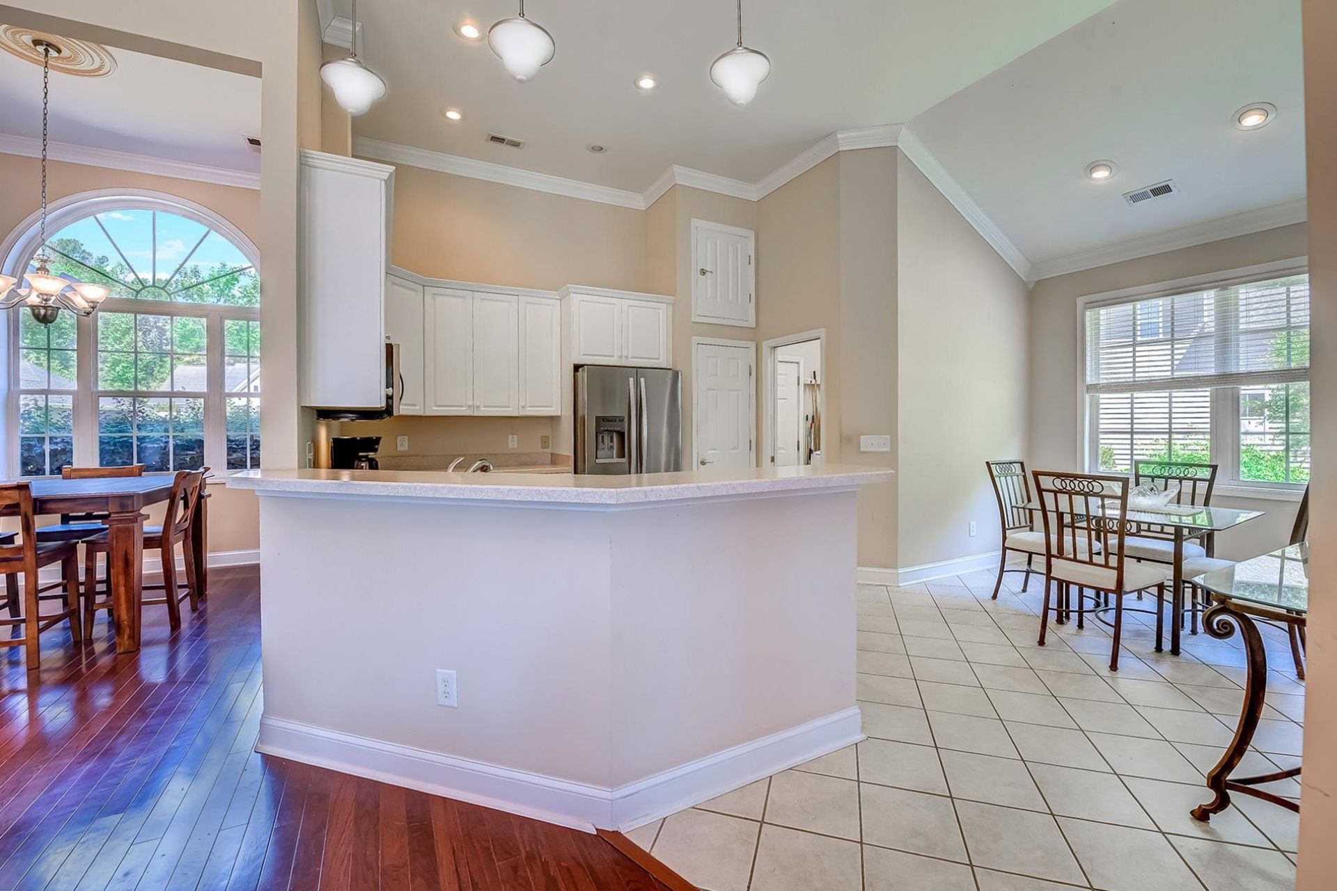 1022 Dublin Dr. Photo 11