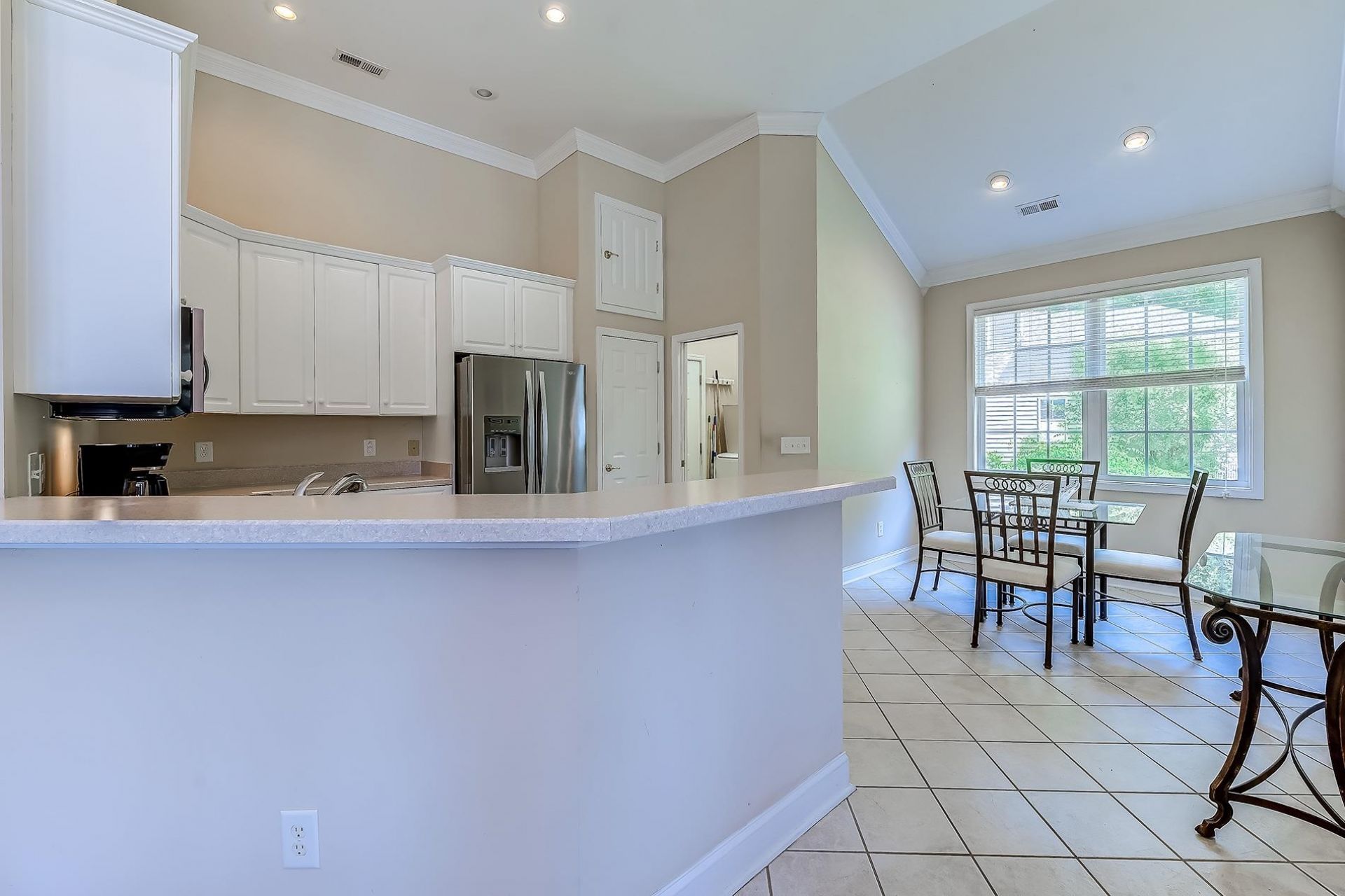 1022 Dublin Dr. Photo 12