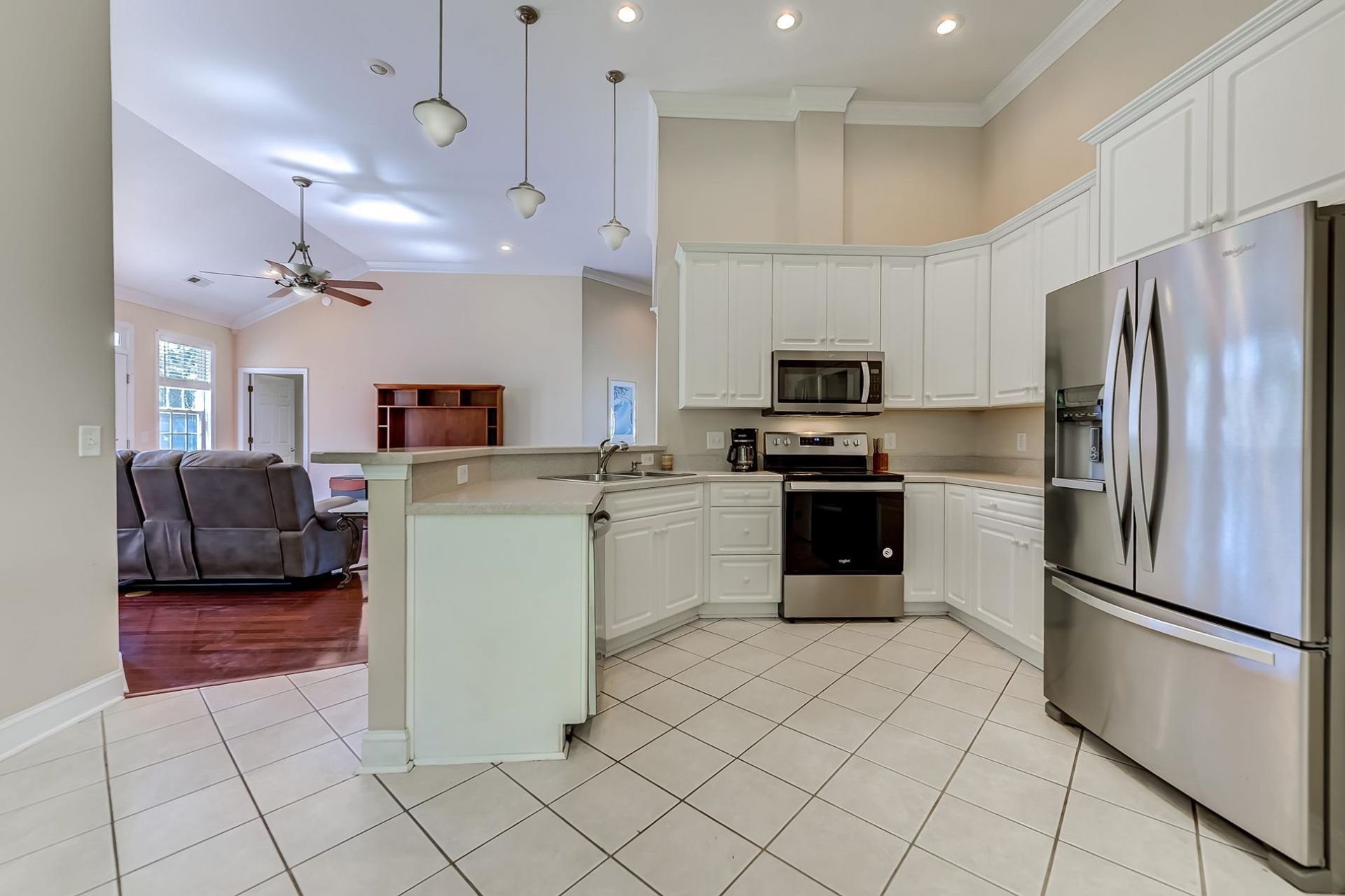 1022 Dublin Dr. Photo 13