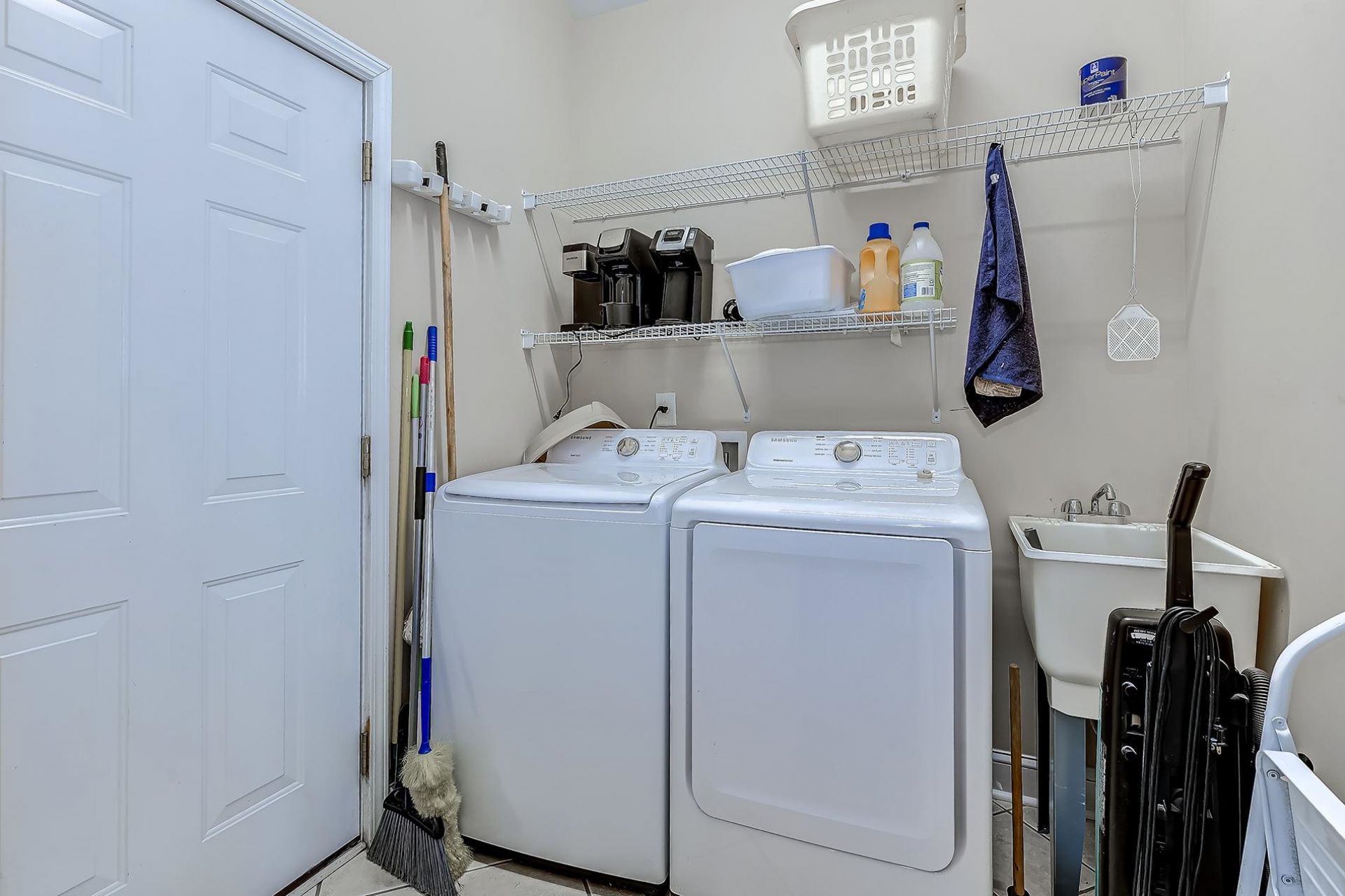 1022 Dublin Dr. Photo 15