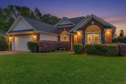 1022 Dublin Dr. photo 4