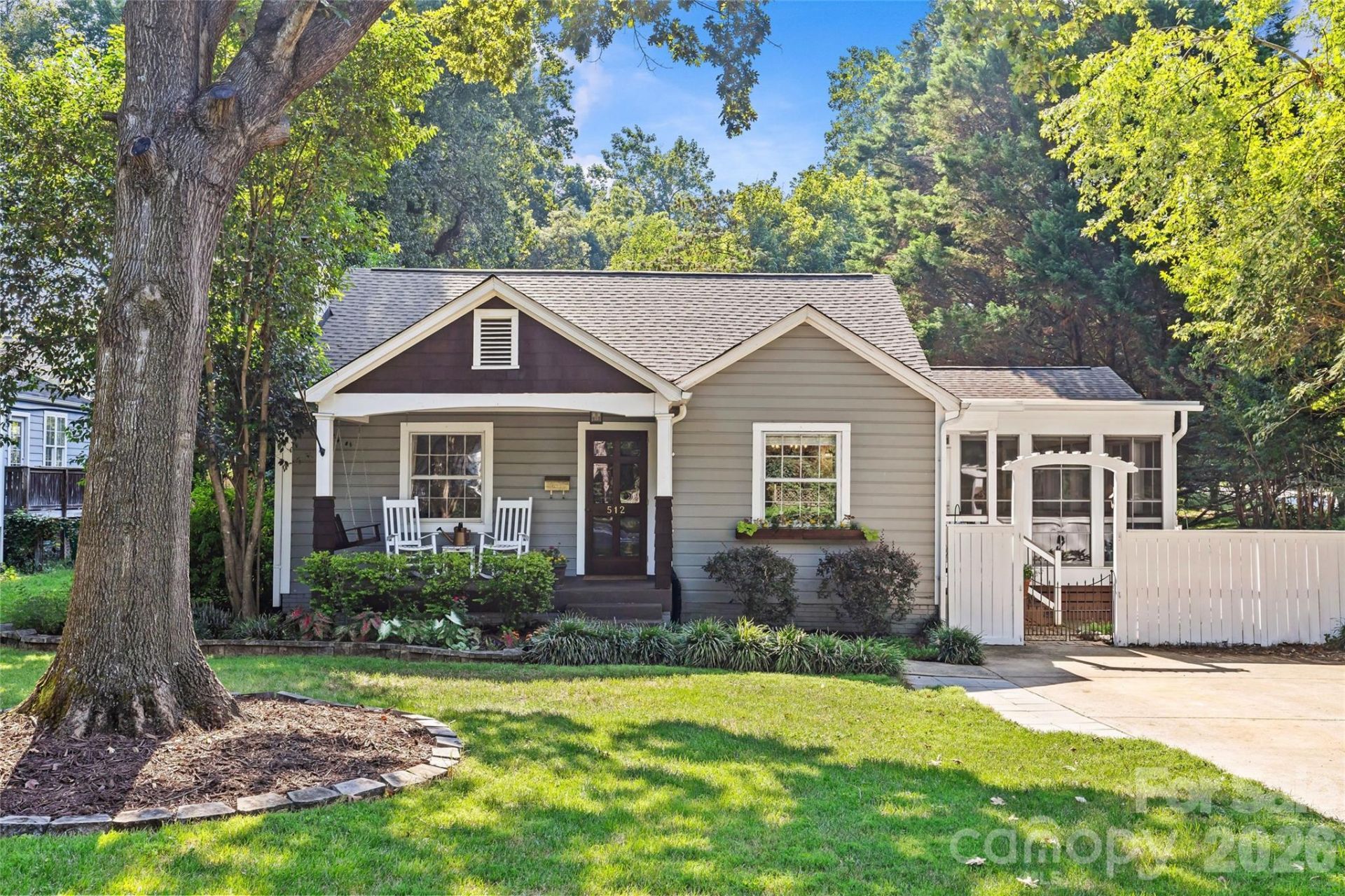 512 Bascom Street , Charlotte, NC 28205 Main Photo