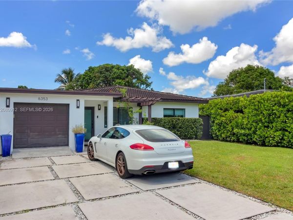 6353 SW 29th St , Miami, FL 33155